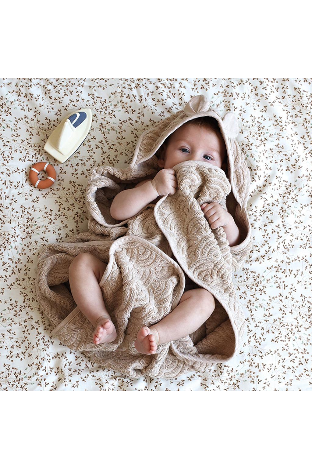 Cam Cam Copenhagen kūdikių rankšluostis su gobtuvu ir ausytėmis – GOTS – Almond