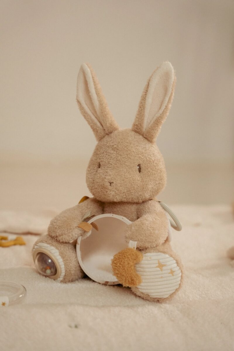 Little Dutch minkštas veiklos žaislas „Baby Bunny“