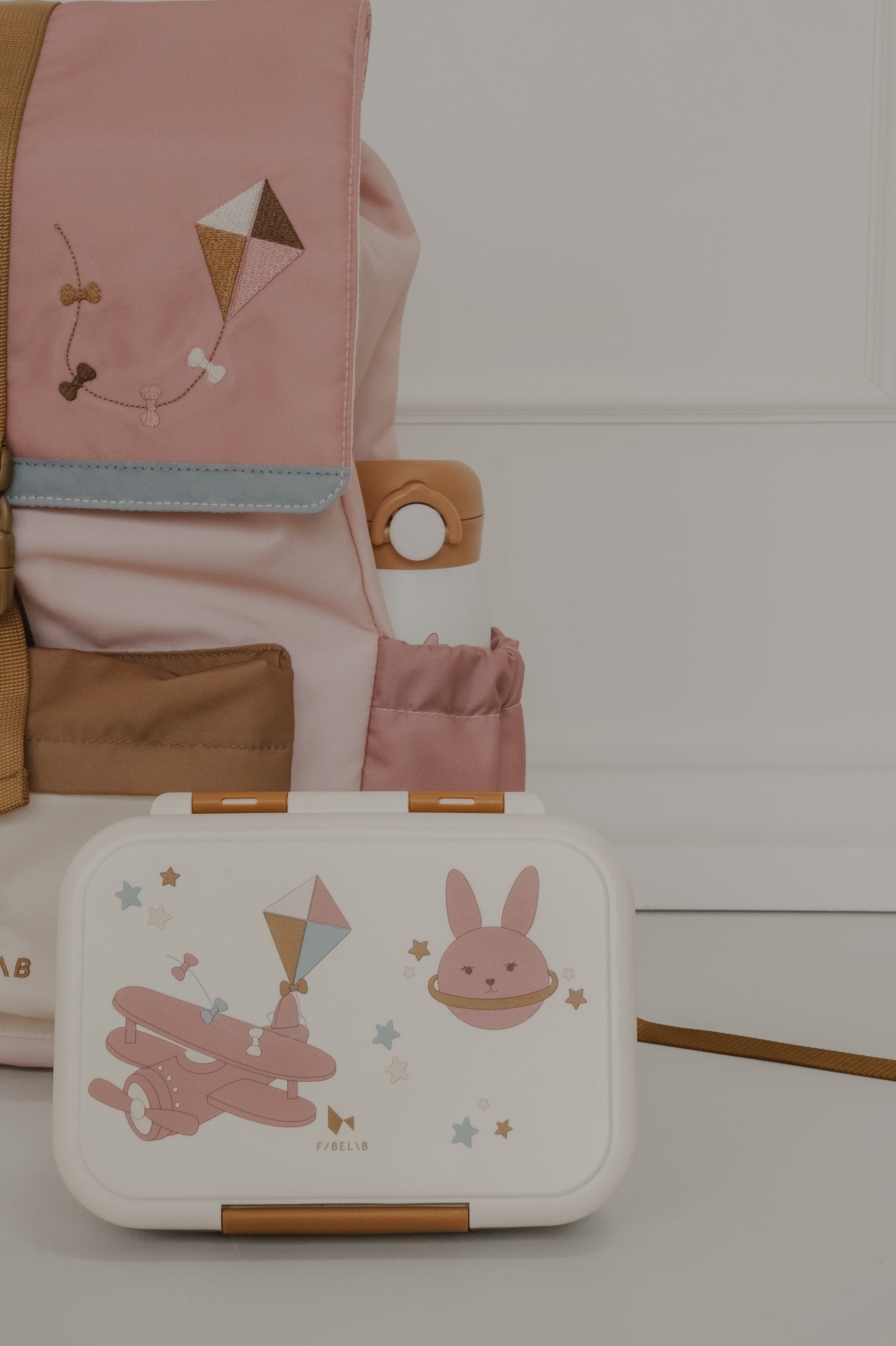 Fabelab vaikiška pietų dėžutė - Bunny Air Plane - TinyStore.lt